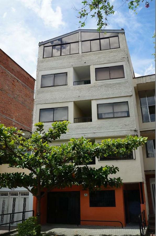 Habita Estudios Laureles Медельин Экстерьер фото